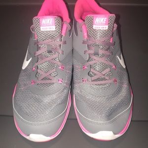 Nike Flex Gray Pink Workout shoes